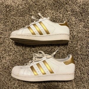 Adidas Superstar